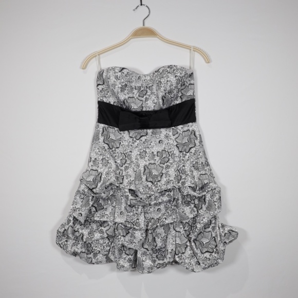 Ruby Rox Dresses & Skirts - Ruby‎ Rox Women's Floral Woven Bubble Cocktail Mini Dress Black/White Size 5